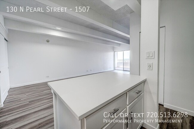 Photo - 130 N Pearl St