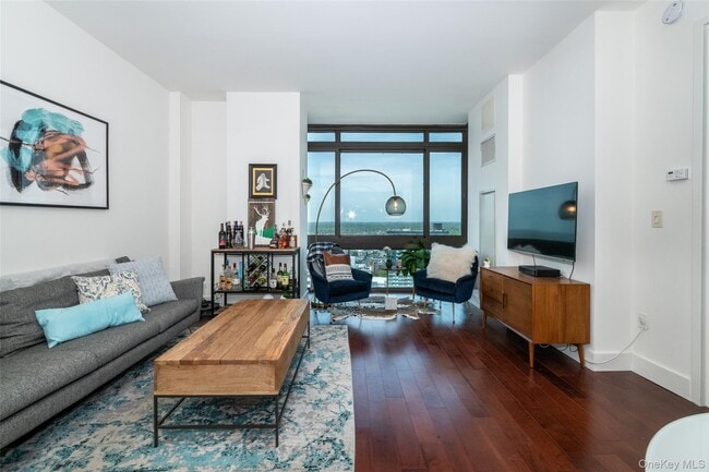 Photo - 175 Huguenot St Unit 2804