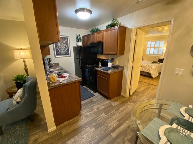 Kitchen/Dining - Cimarron Apartments