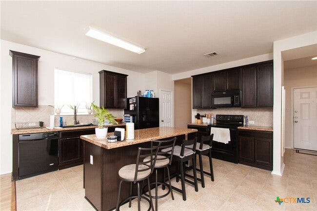 Photo - 303 Gemini Ln