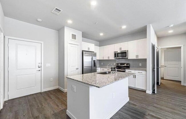 Photo - 9311 Vista W Dr Unit 08204