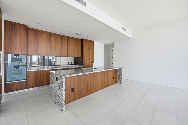 Photo - 175 SE 25th Rd Unit 3104