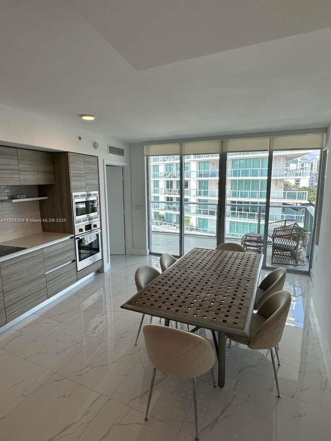 Photo - 6620 Indian Creek Dr Unit 616
