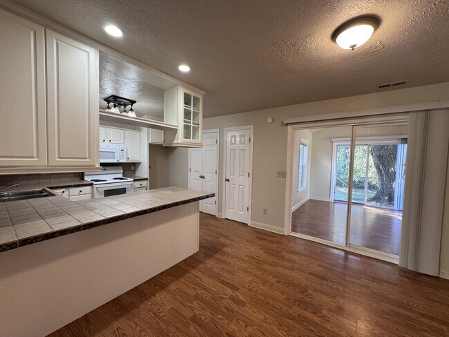 Photo - 4016 Liberty St Townhome