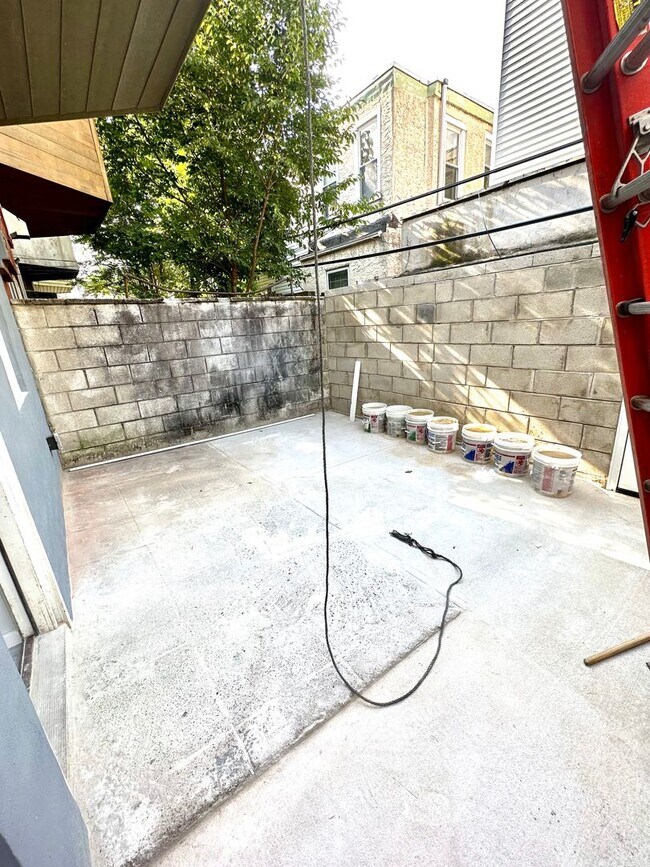 Photo - 1721 Mifflin St Unit 1