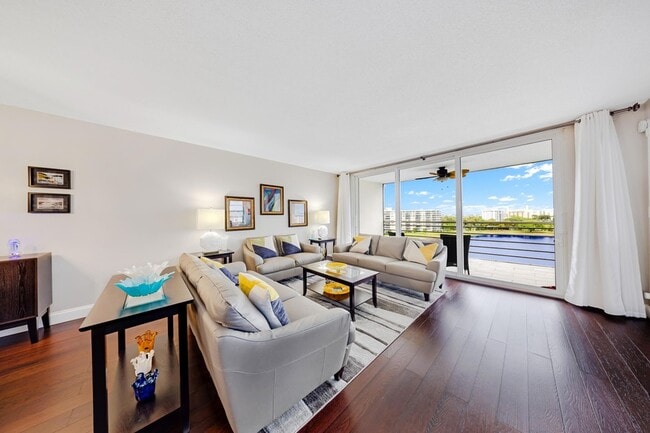 Photo - 3051 N Course Dr Unit 901