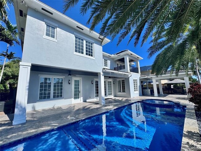 Photo - 1744 SE 9th St