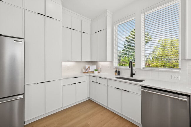 Ballantyne Townhomes at Elm