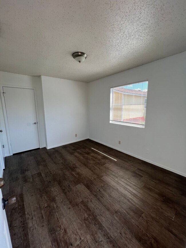 2307 Rachael Ct Unidad C
