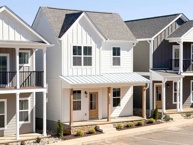 Building Photo - 4-Bedroom Crofton at Highbury + Summer Special Perks