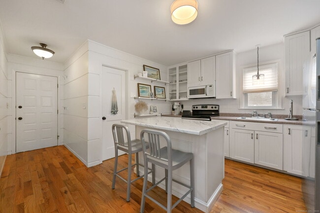 Photo - 318 Pine Creek Ave