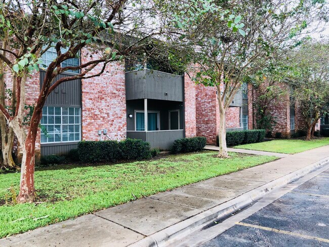 River Bend Apartments