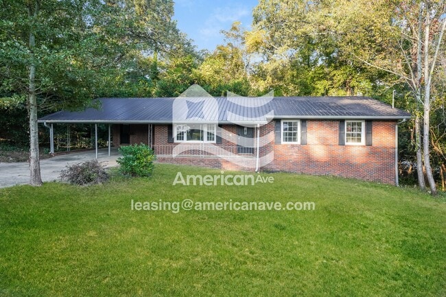Building Photo - 304 Chestnut Rd