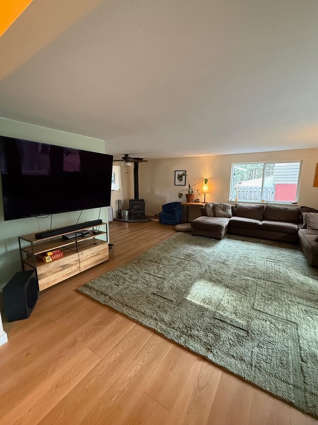 Photo - 19334 Mohawk Rd