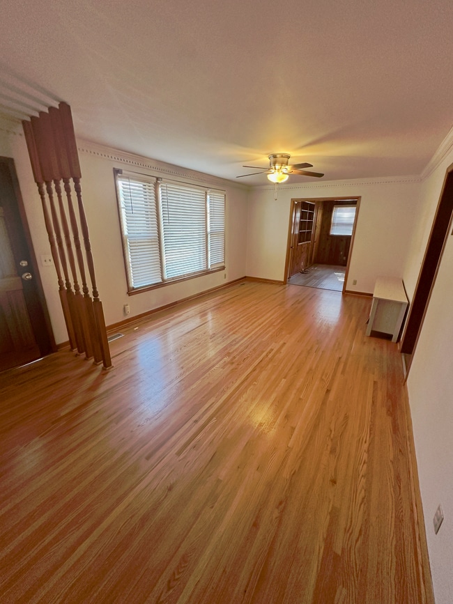 Photo - 1329 Winthorne Dr