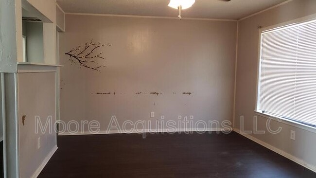 Photo - 3510 Garland Rd