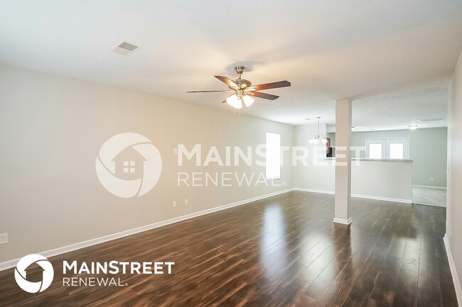 Photo - 2815 Creekbend Dr