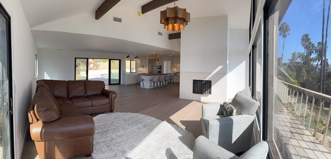 Photo - 2940 Sunset Hills