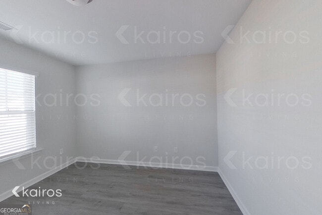 Photo - 18 Duluth Dr