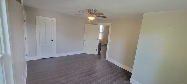 Photo - 480 West St
