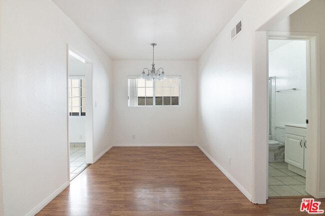 Photo - 1937 S Bedford St Unit 4