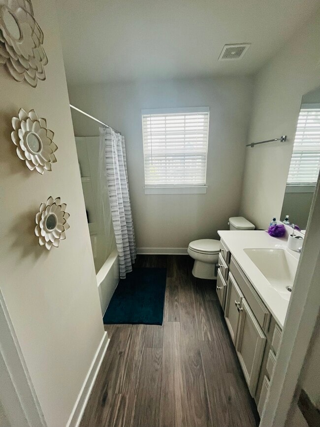 Photo - 773 Big Bear Ln