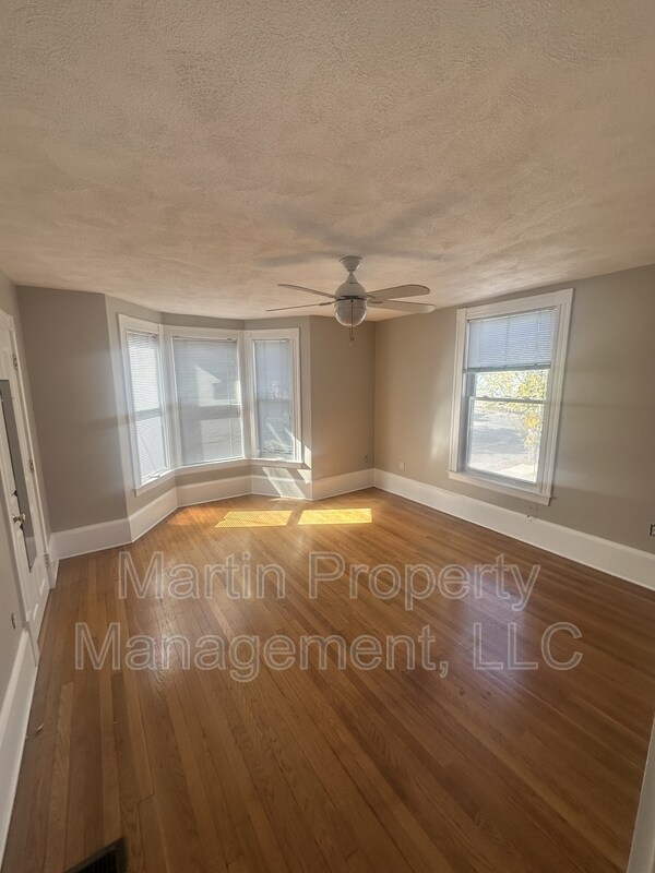 Photo - 61-63-63 Church St