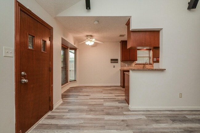 Photo - 11915 N Hanworth Dr