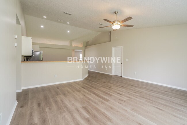 Photo - 3159 Wavering Ln