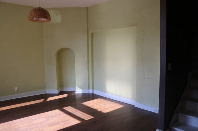 Photo - 1417 S West Temple