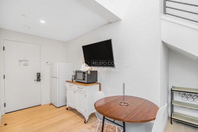 Photo - 2265 Sacramento St Unidad 2