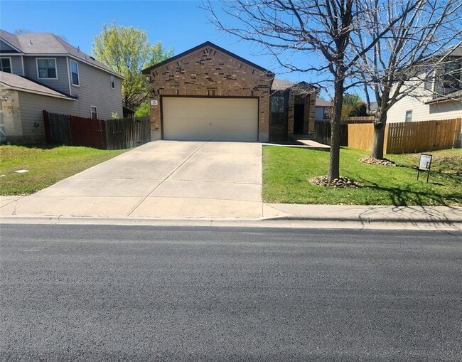 Building Photo - 205 Beech Dr