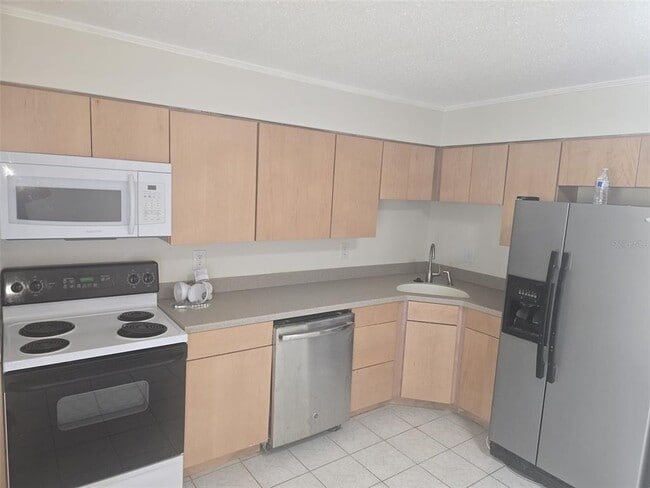 Photo - 5850 Cypress Gardens Blvd Unidad 604