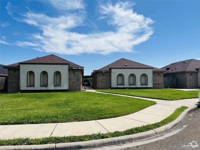 Building Photo - 3005 E Diamondhead Ave Unit 3 Rental