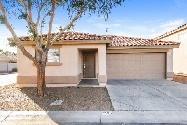 Building Photo - 1538 S Danielson Wy