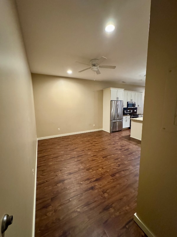 Photo - 411 S McEwan St