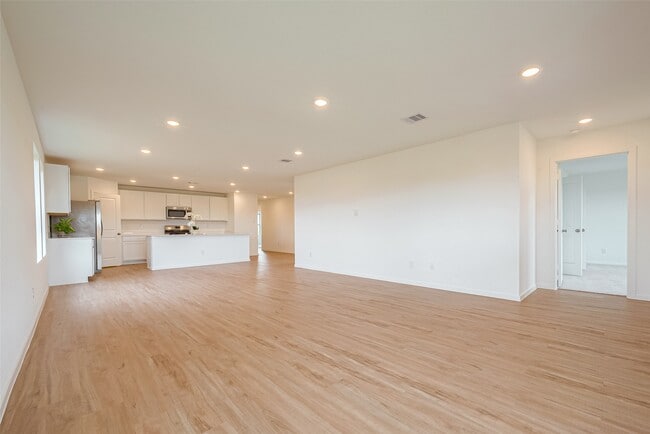 Photo - 3106 Elm Br Dr