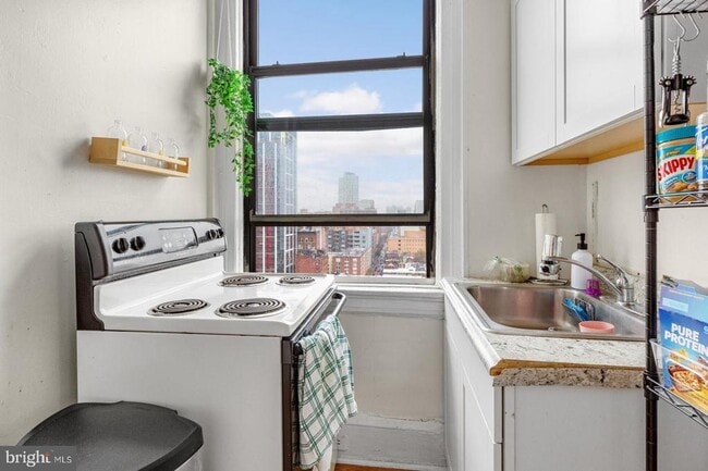 Photo - 1324 Locust St Unidad 1503