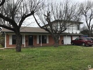 Building Photo - 3118 Sayles Blvd Rental