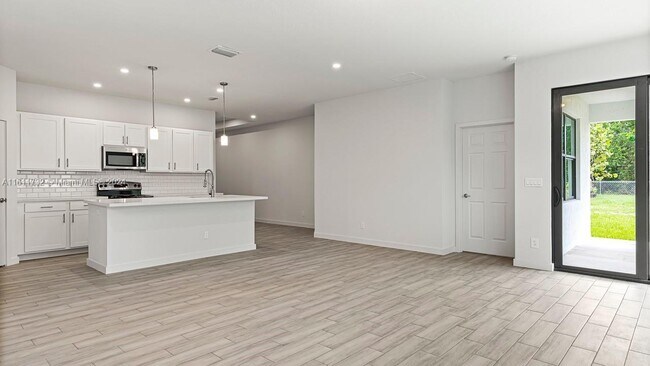 Photo - 7008 Eden Rd House