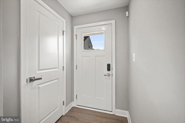 Building Photo - 171 WOODGATE Cir