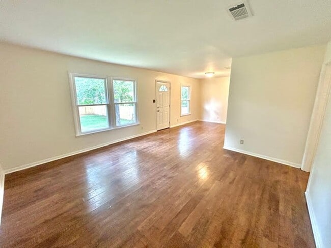 Photo - Charming 3 Bed/ 2 Bath Home- Move in Ready!