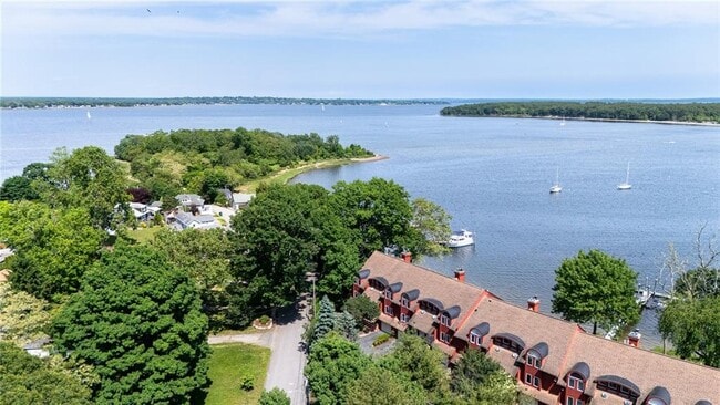 Photo - 40 Oak Grove St