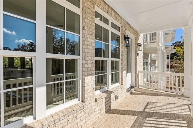 Photo - 2035 Parkside Ln