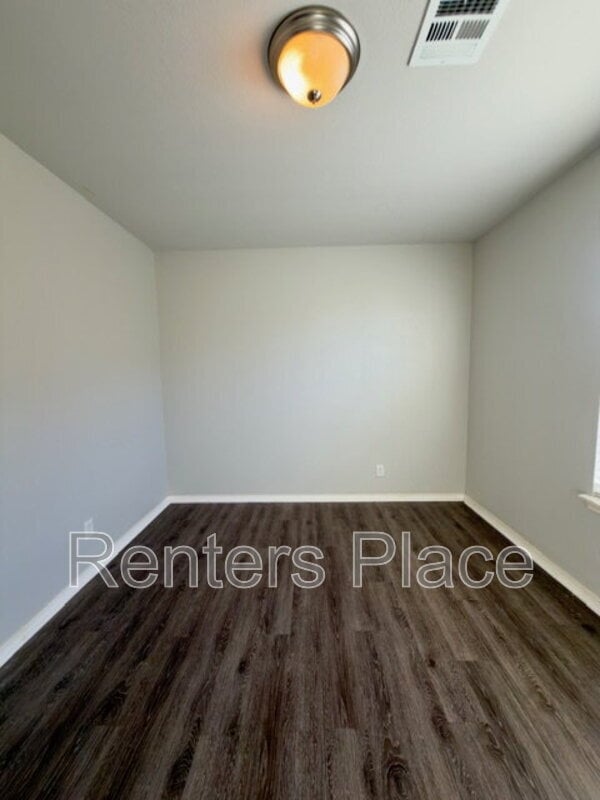 Photo - 6018 E 147th St S