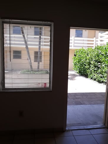 Photo - 965 W 29th St