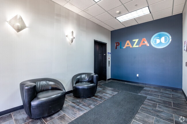 Lobby - Plaza 50 Apartments