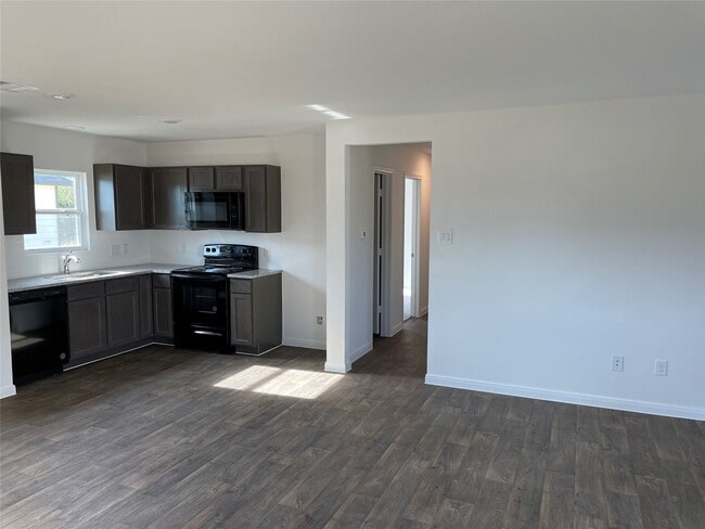 Photo - 256 Rd 5138