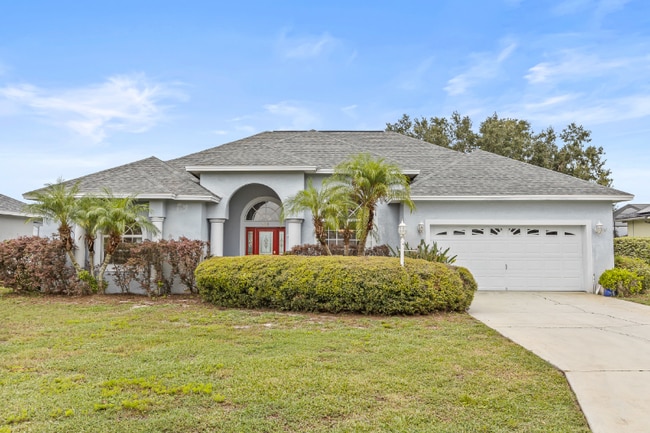Photo - 402 Terranova St