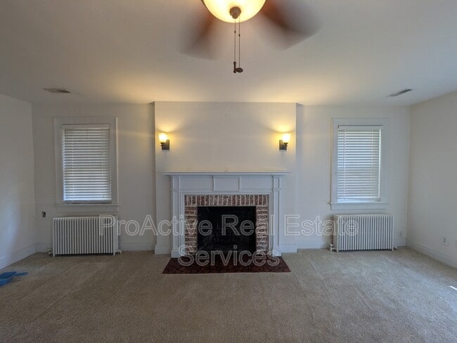 Photo - 1605 Hampton Blvd